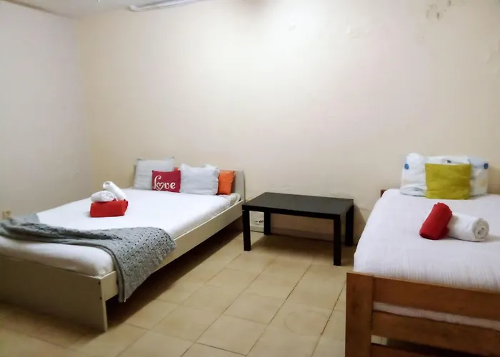Spacious Economic Center Porto Flat
