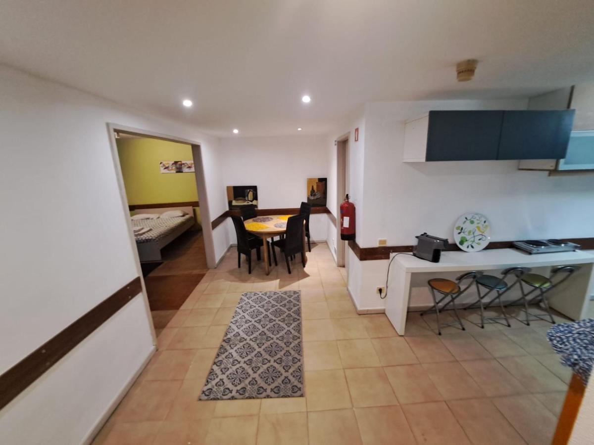 Apartment Spacious Economic Center Flat *
