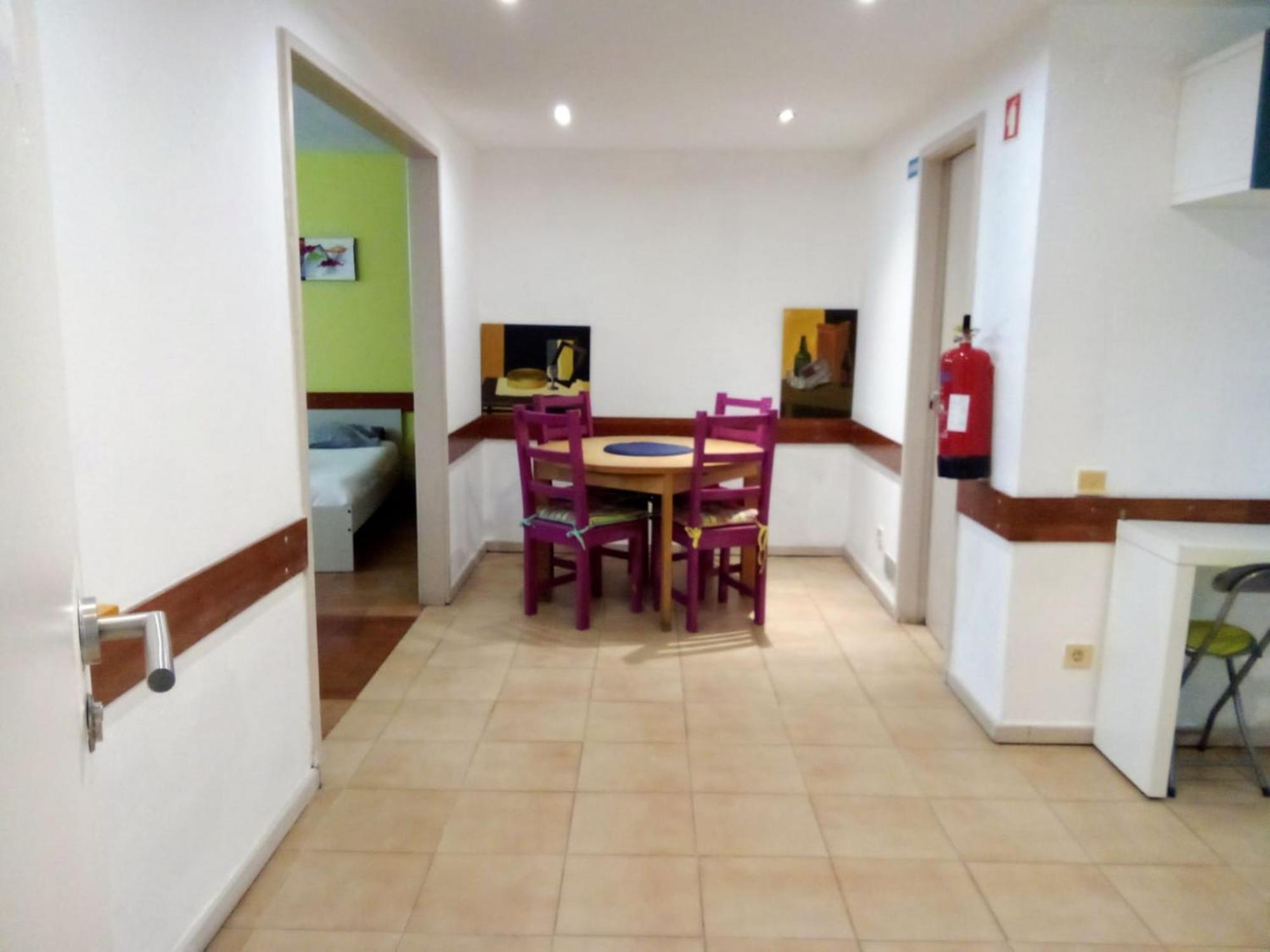Spacious Economic Center Flat * Porto