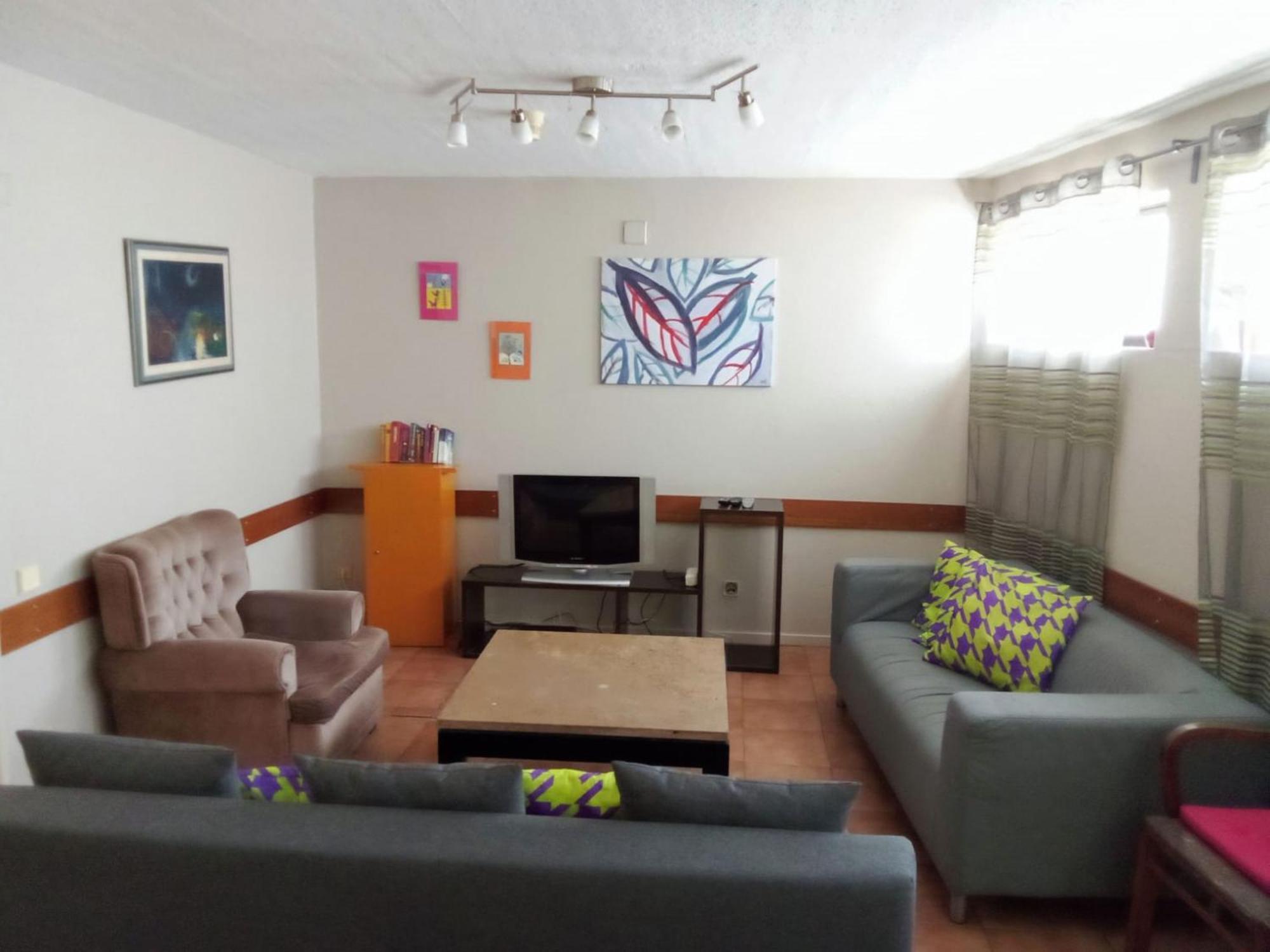 Spacious Economic Center Flat Porto