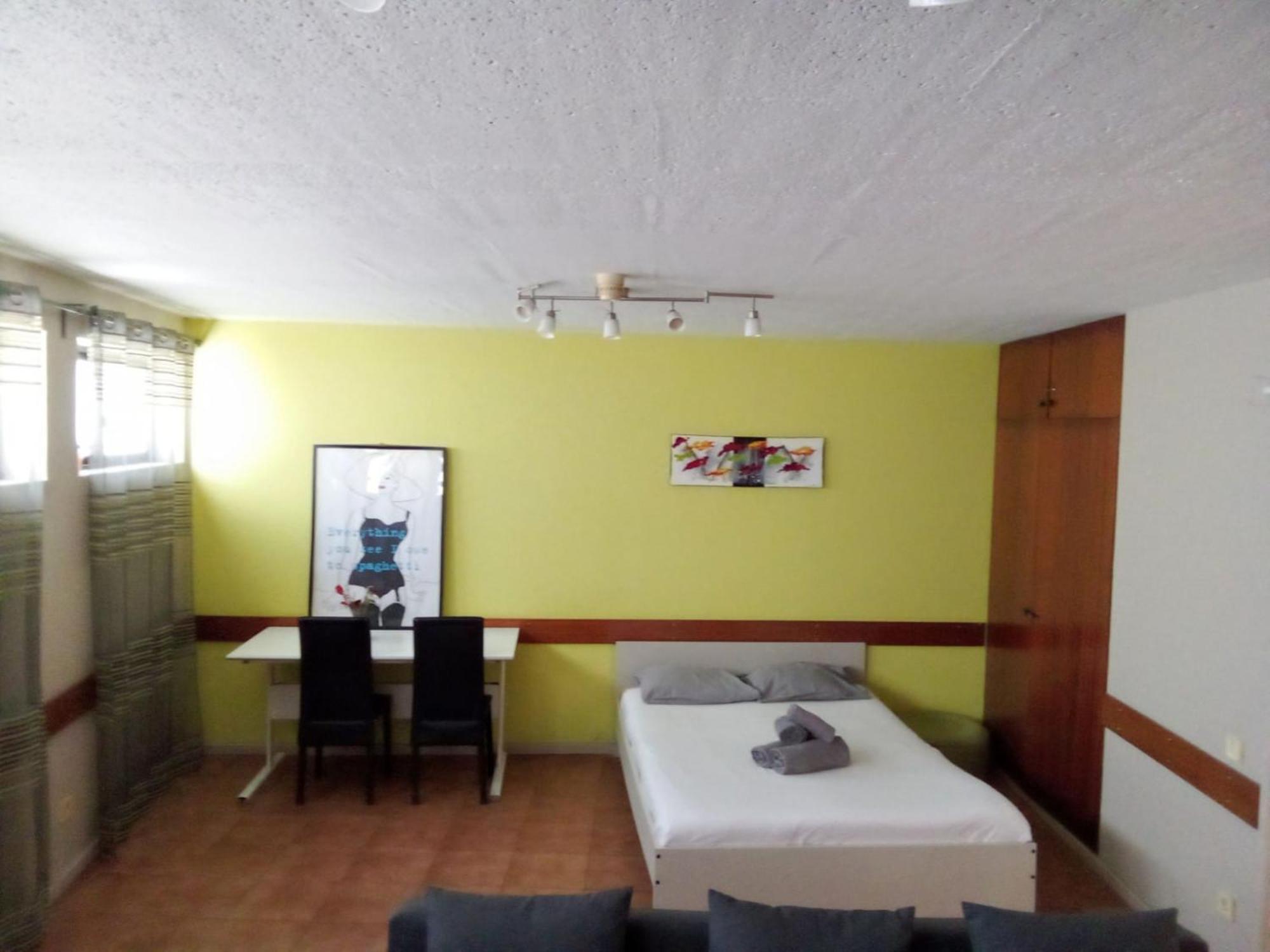 Spacious Economic Center Flat * Porto